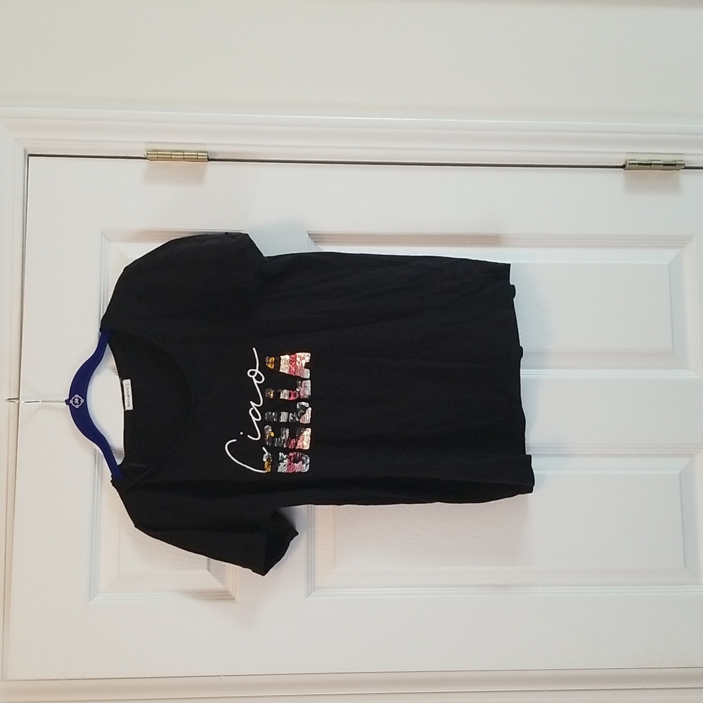 Black Tshirt